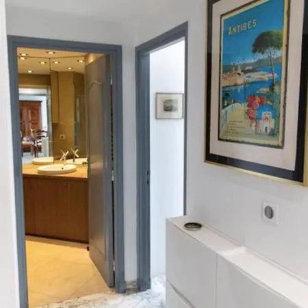 Lovely 48 M2 Appt With Sea View And Swimming Pool דירה *