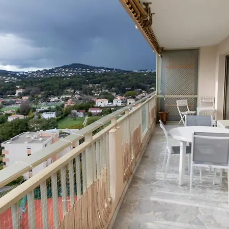 Apartamento Lovely 48 M2 Appt With Sea View And Swimming Pool