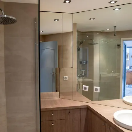 Lovely 48 M2 Appt With Sea View And Swimming Pool * אנטיב